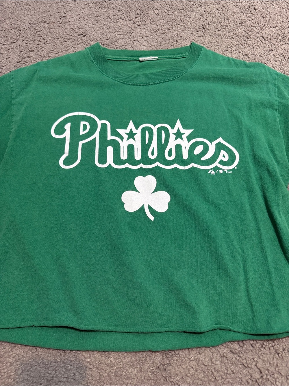 Cropped Phillies Clover Tee